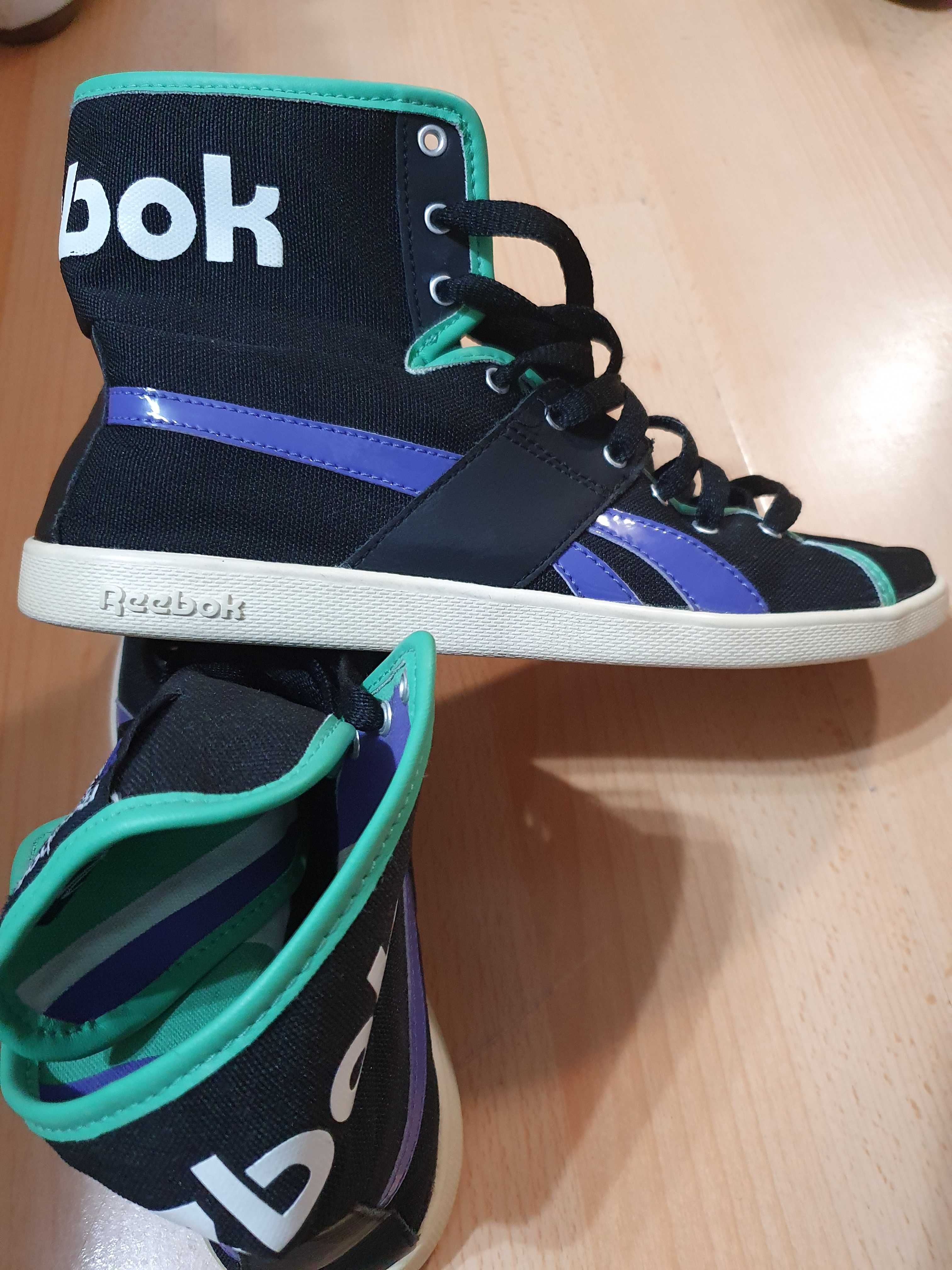 Кецове Reebok,черни