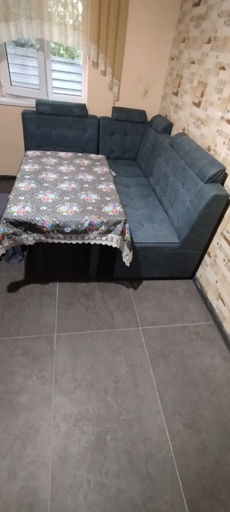 Кухонный уголок продается