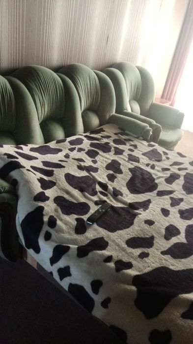 Диван и 2 кресла