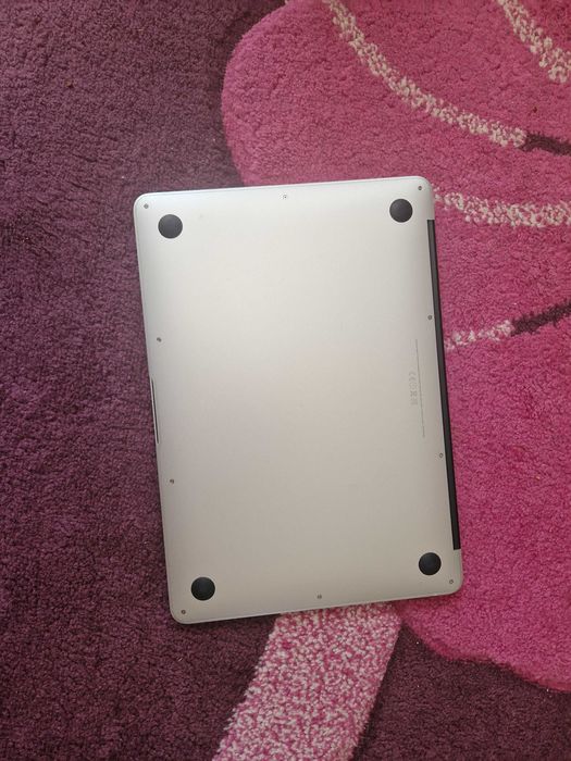 MACBOOK AIR (13-INCH, EARLY 2015)

A1466 EMC 2925