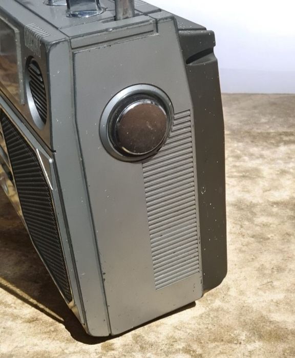 Радиокасетофон Hitachi TRK 8130E