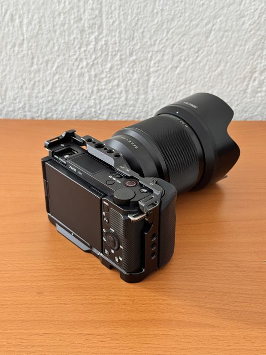 Комплект Sony ZV-E10 с два обектива и ГАРАНЦИЯ