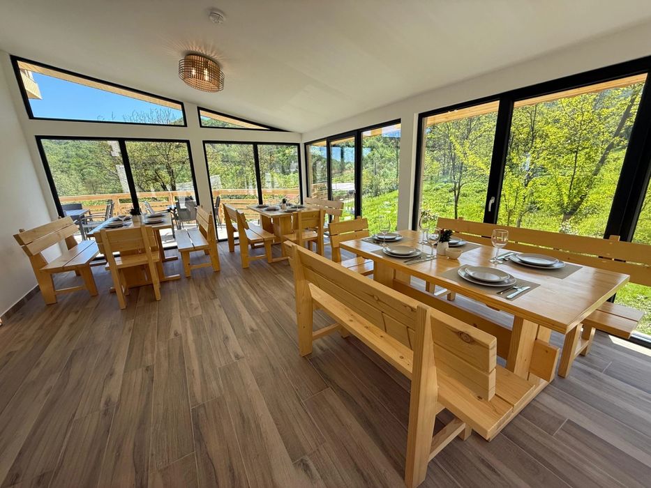 Vila Zamura – din malul Bălănesei până în vârful muntelui!