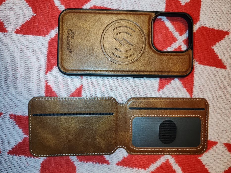 Husa iPhone 15 model LuX