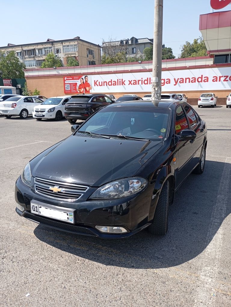 Продам Ласетти 2009 год автомат