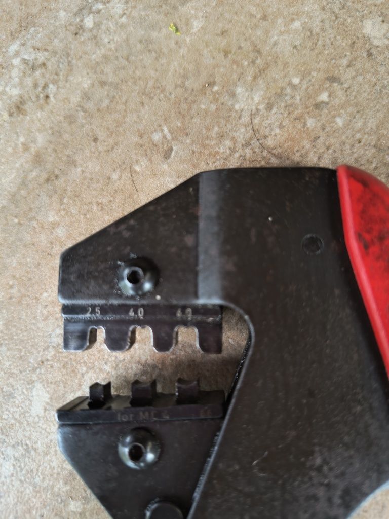 Клещи     knipex