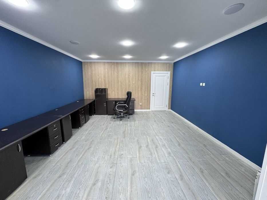 Сдаётся коммерческое помещение 86 м², 1-я линия, М. Горький (БИЙ)
