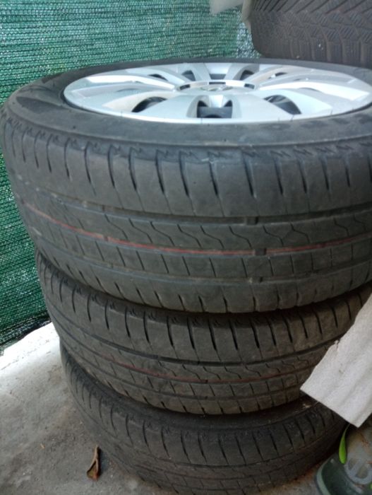 Vand jante pe 15tabla +caucucuri de vara 5*100