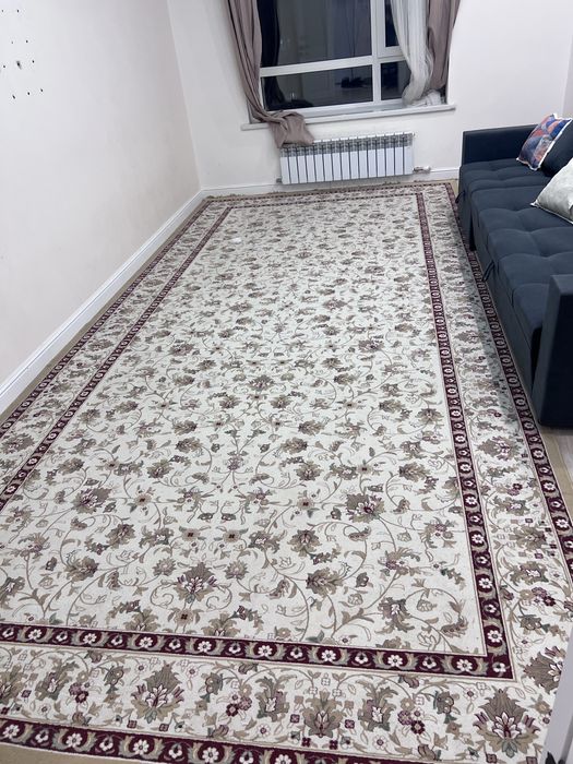 Продам ковер 5х2,5 м