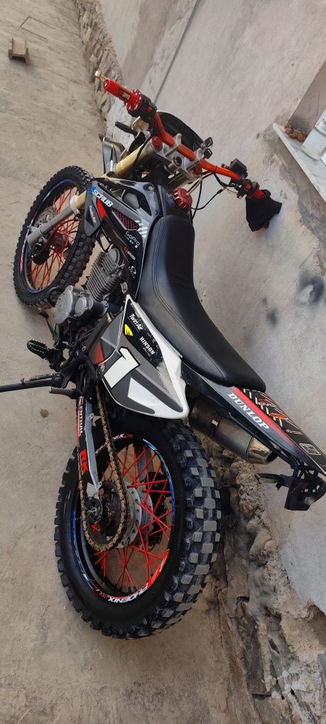 Enduro Kroos R9 250cc