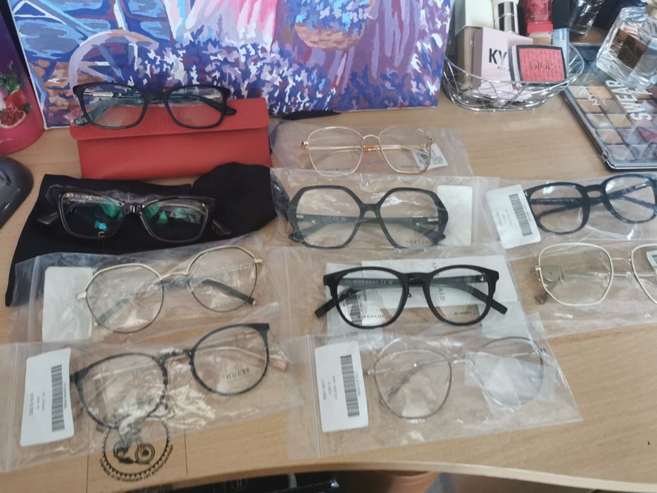 Нови рамки за очила