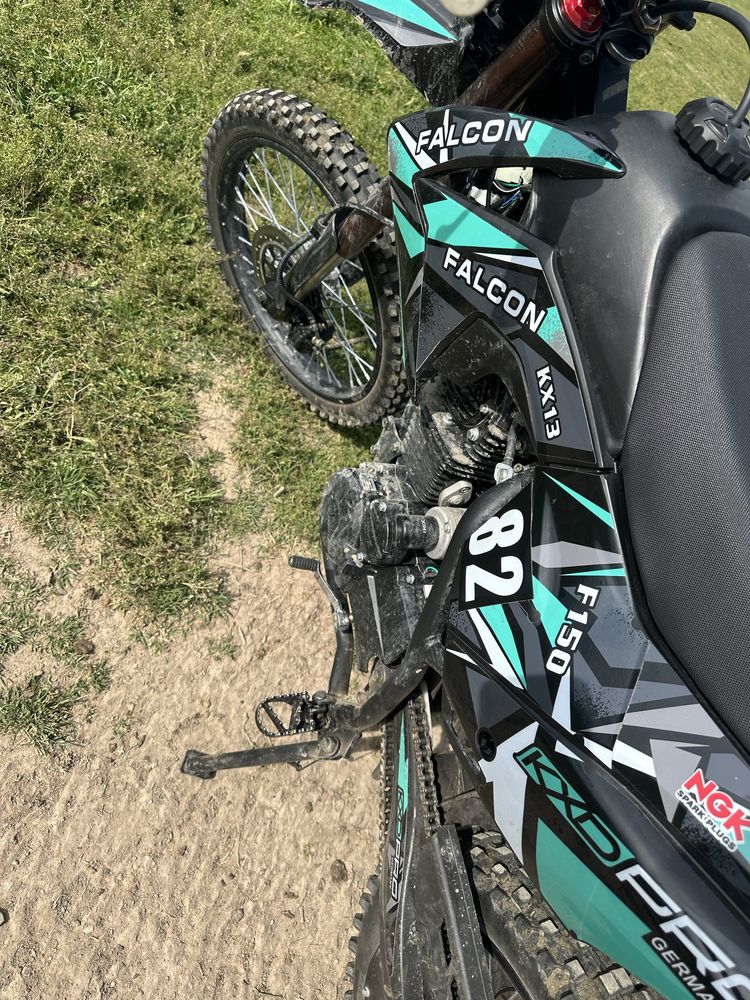 Продавам кросов мотор kxd pro germany