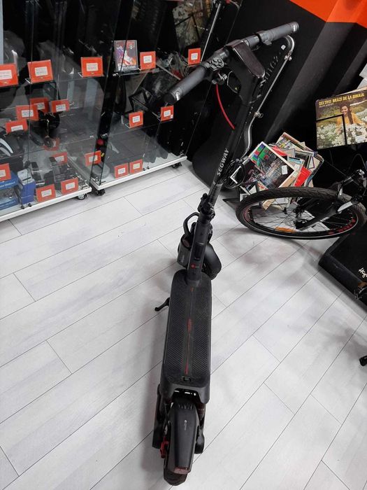 UP Bucuresti/Trotineta Electrica Ninebot MAX G3/Garantie 12 LUNI