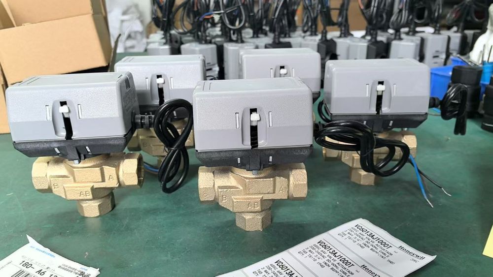 Клапан треходовой VC6013+DN20,25