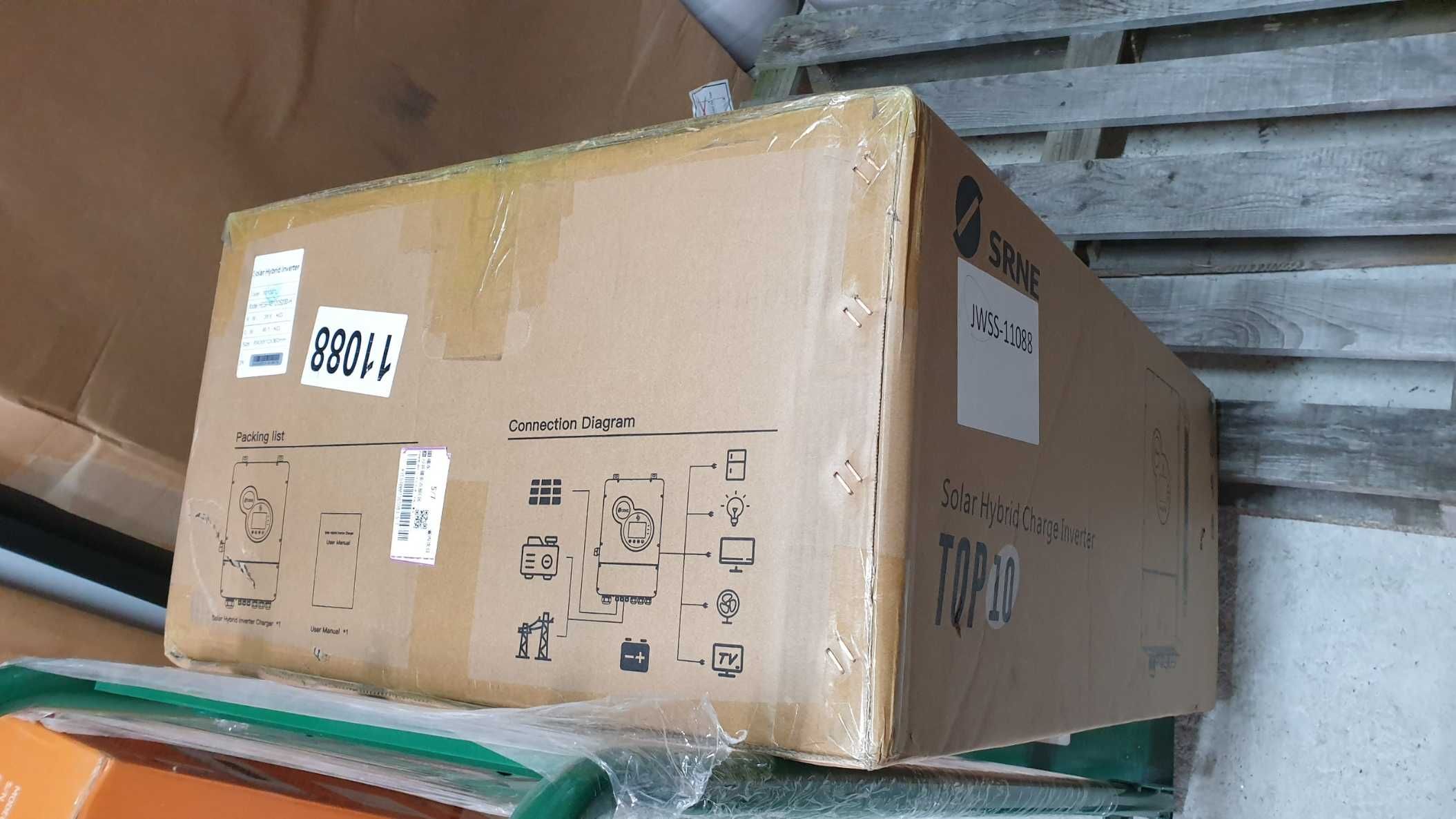 Хибриден соларен инвертор 12 000 W IP65 мостра