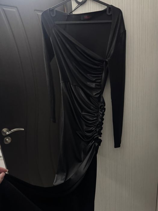 Черна дълга рокля Cliche