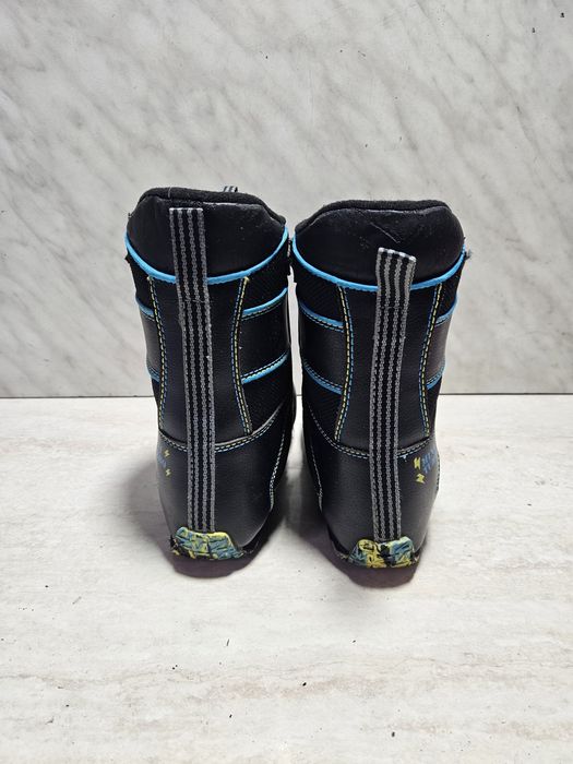Boots 131  buti placa snowboard   k2  mărimea  32,5 (19,5   cm) .