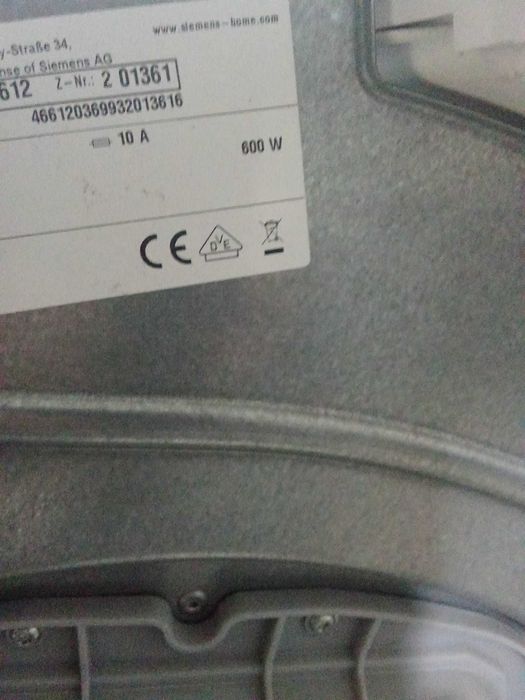 Uscator rufe Siemens , pompa de caldura 600 w