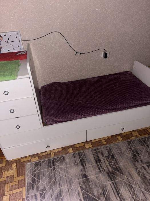 Кровать детская с матрасом