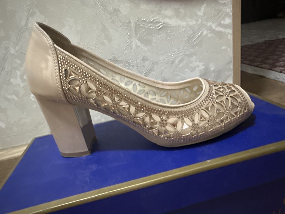 Продам туфли  Турция.