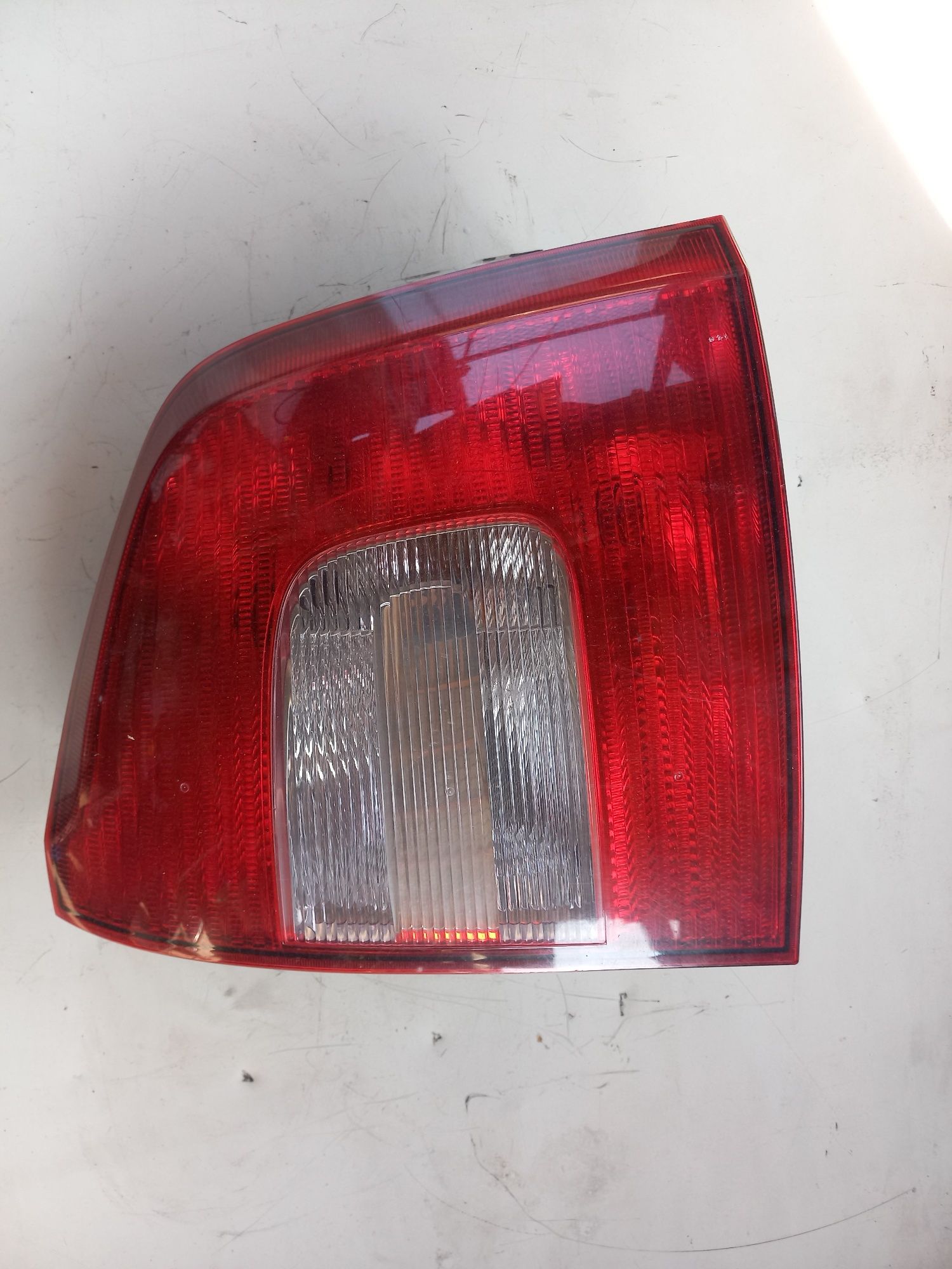 Десен стоп Skoda Octavia variant