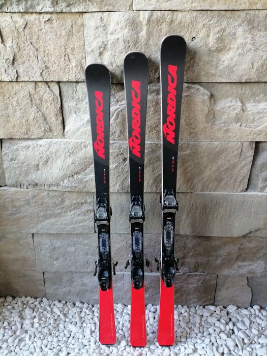 Schiuri ski Nordica Spitfire Carbon Black sh 156,162,168 cm