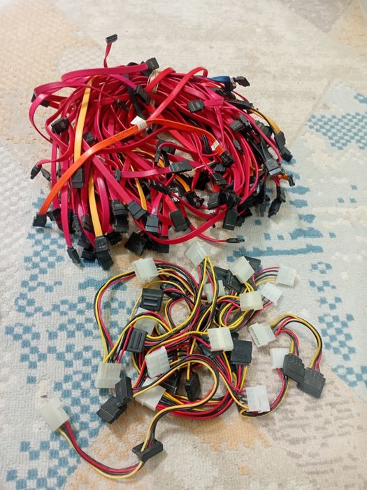 кабели sata,  vga, для питании , переходник