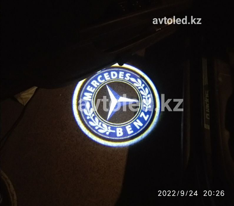 Мерседес Спринтер подсветка двери с логотипом подарок мужчине авто LED