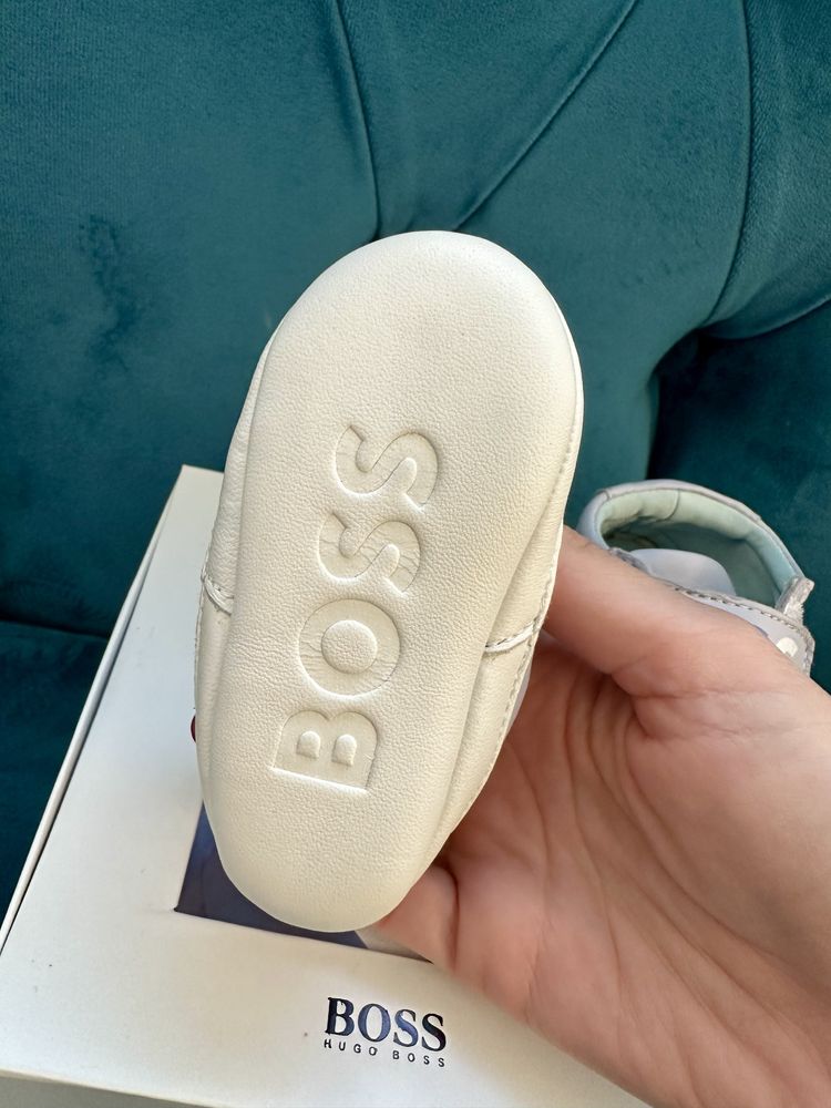 Бебешки обувки BOSS