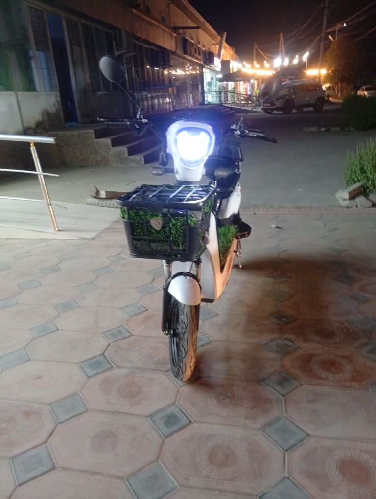 Skuter BODO yangi