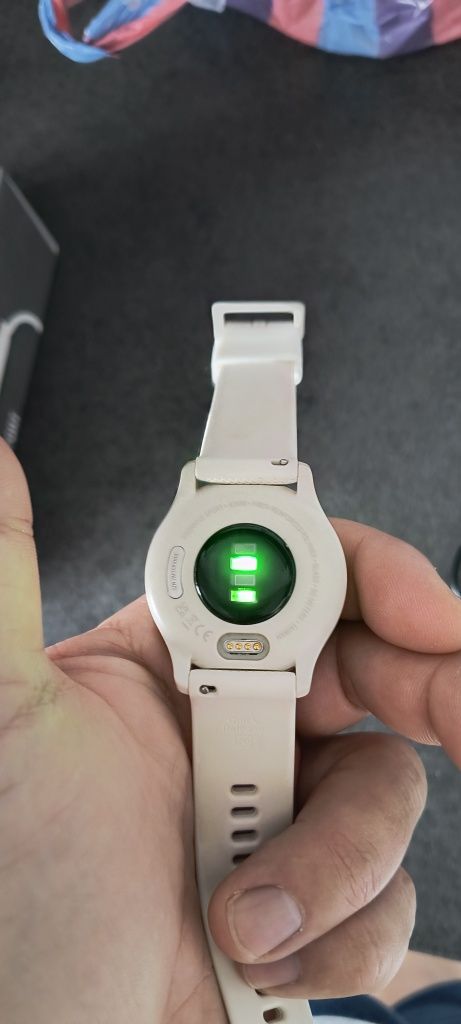 Garmin vivomove sport