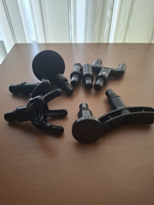 Професионален масажор пистолет за дълбоко тъканен масаж - 30 скорости