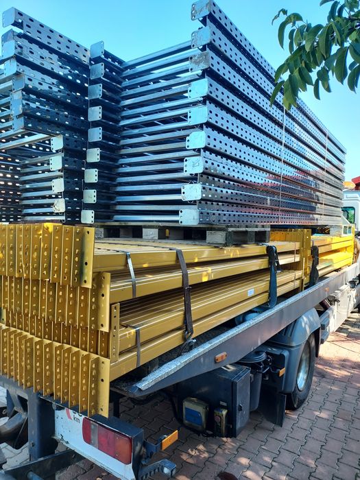 Rafturi metalice impecabile lichidare de stoc