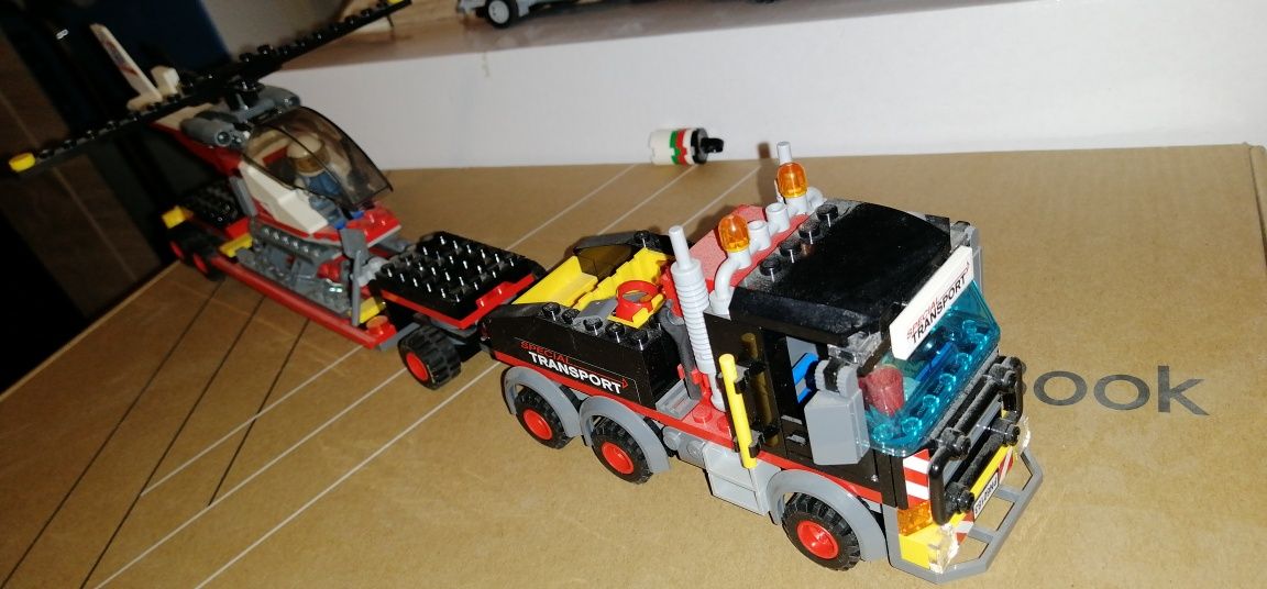 Jucării LEGO - Asamblate