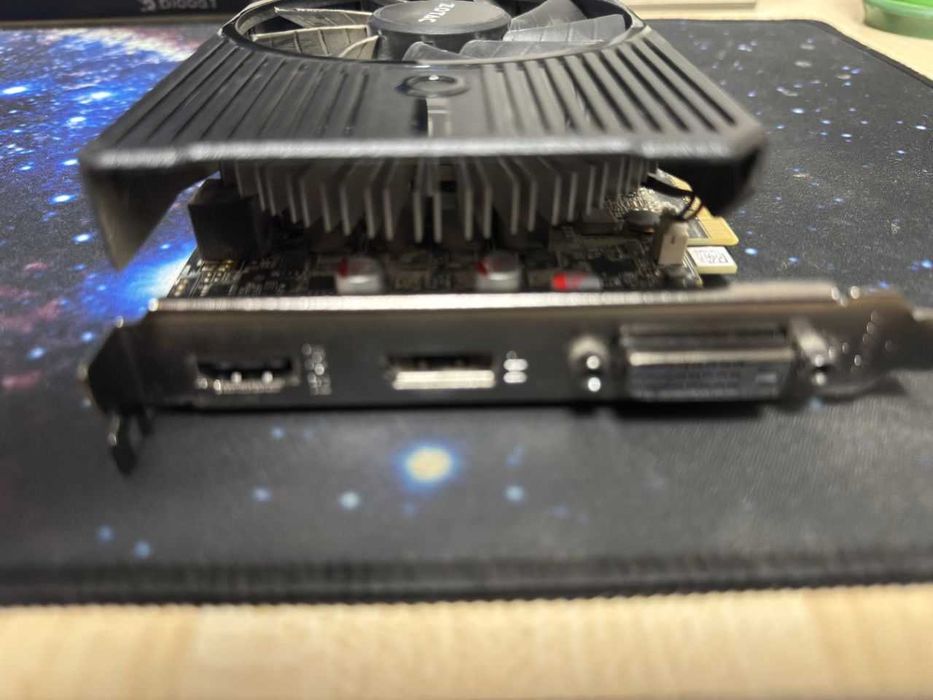 Видеокарта 1050ti