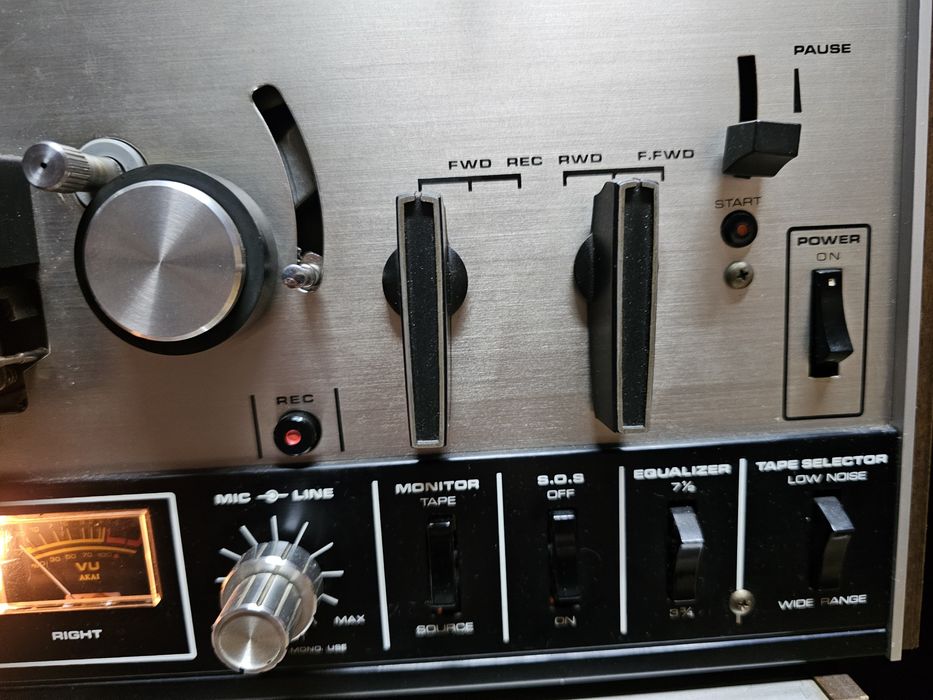 Vând magnetofon akai 4000 ds mk 2 servisat
