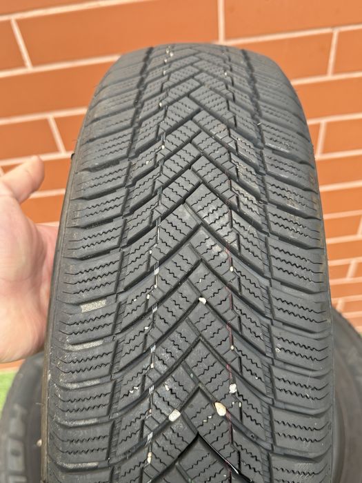 Anvelope Noi de iarna TRACMAX 165/65R15 dot 2024 Spring Skoda yaris