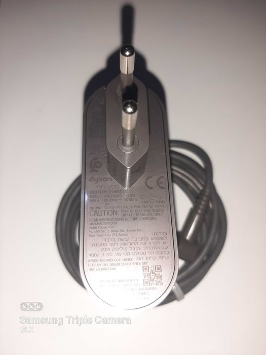 Incarcator original Dyson nou ( V10-V15 = 30.45V )