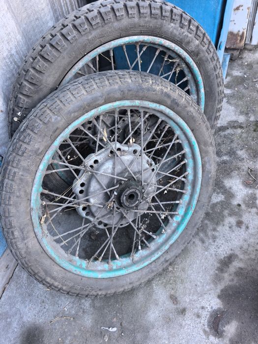 Продам колеса на мотоцикл УРАЛ