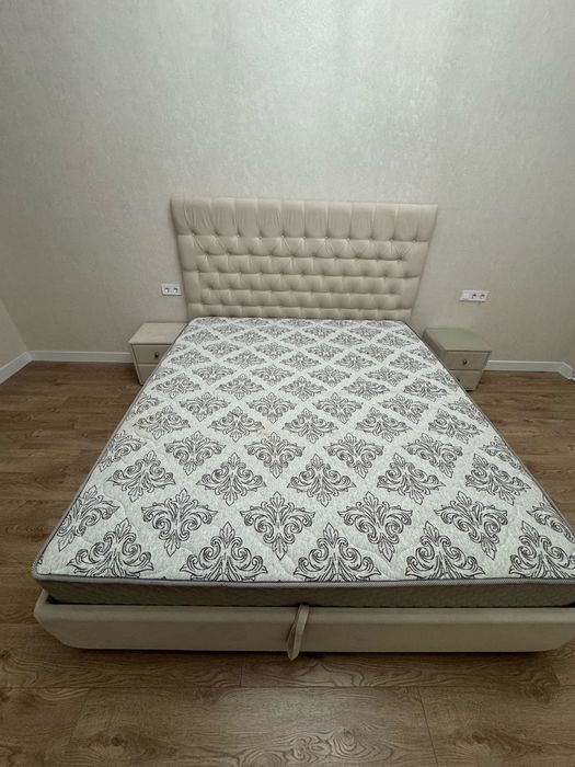 Кровать с матрсом топ качества