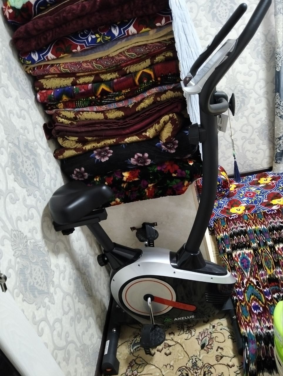 Trenajorni velosiped sotiladi srochni