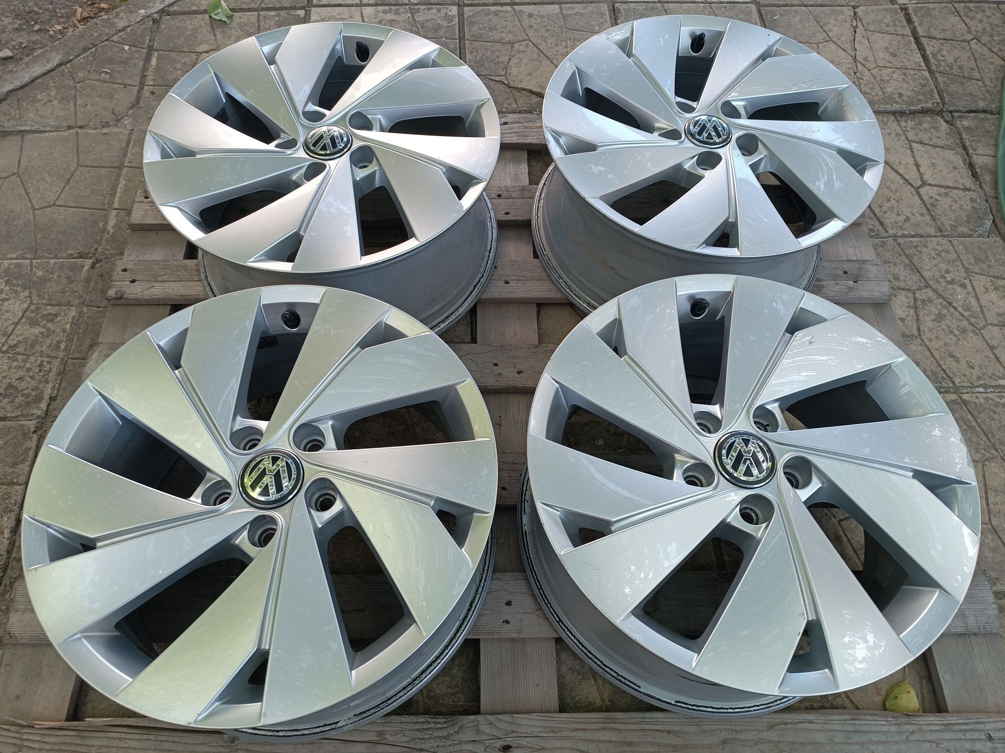 Лети джанти 17ки 5х112 VW