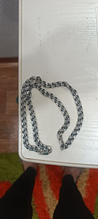 Продам почти новую серебряную цепочку