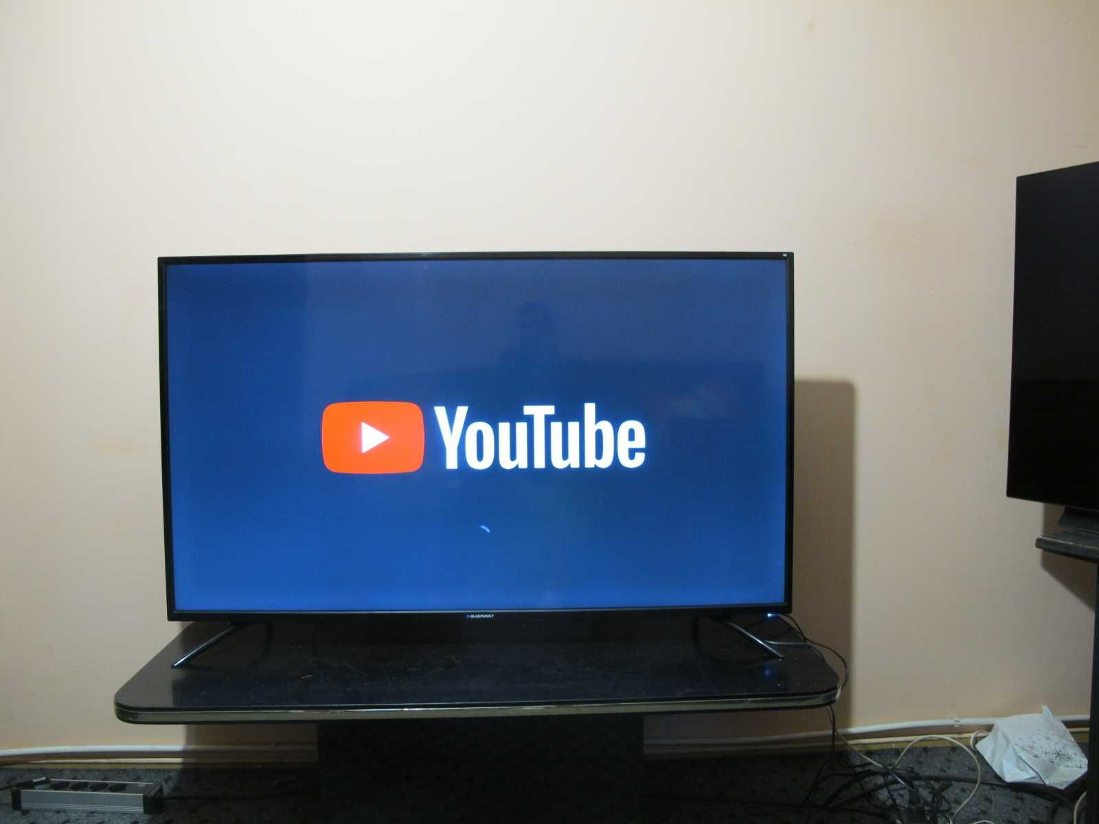 Televizor Led Smart ULTRA 4K Blaupunkt 139cm model B55V405