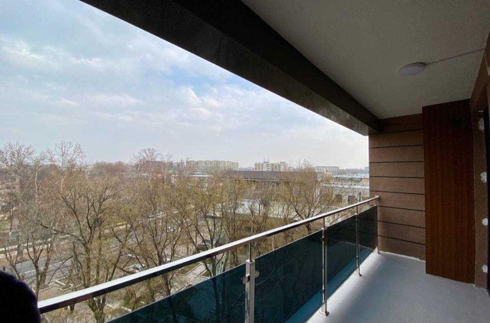 Срочна аренда юнусобод 6 квартил хонсарой 2/5/16 амерканский пасолства