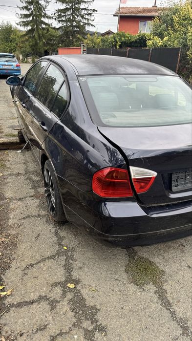 BMW E90 320D м47 на части