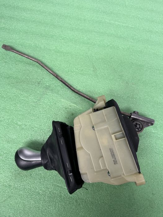 Timonerie cutie automata A2042674724 Mercedes-Benz E-Class