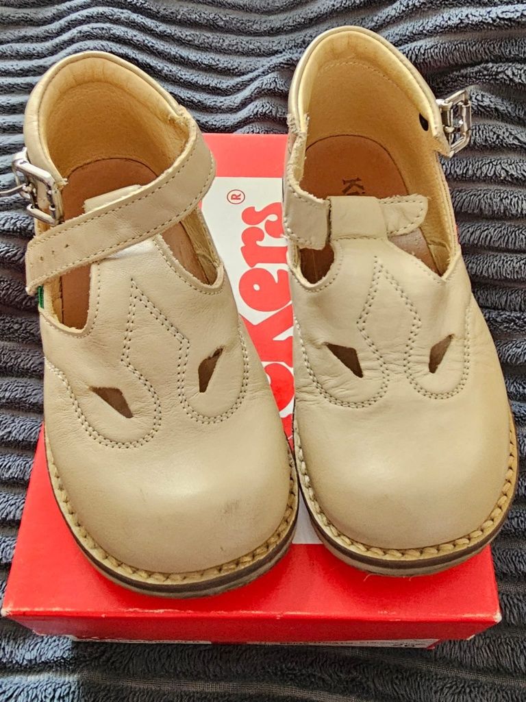 sandale copii kickers 26