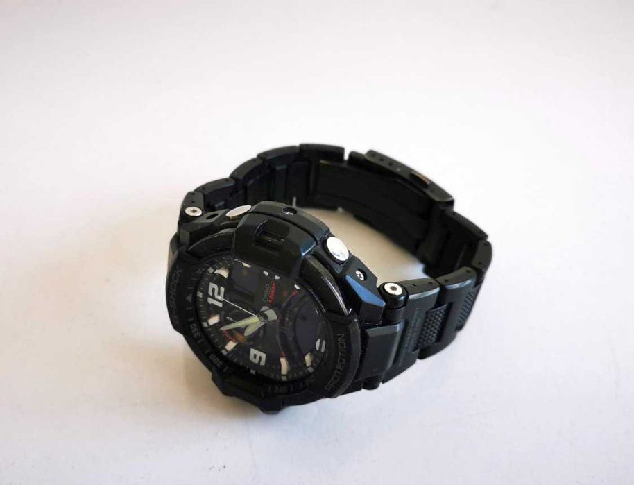 Часовник Casio G-Shock Gravitymaster GA-1000FC-1AER