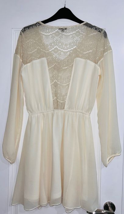 Rochie ivory cu dantela